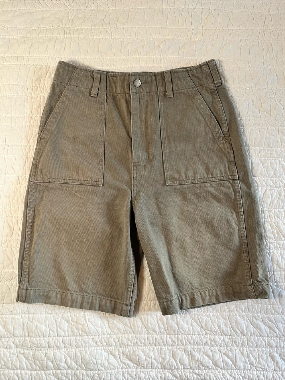 Denim Forum Aritzia Olive Green The Joni Loose Bermuda Shorts - Size 26